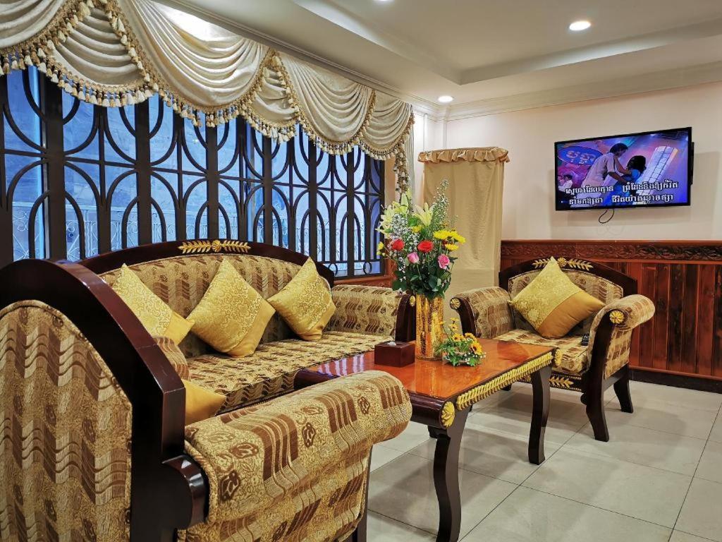 Jun Yue Hotel Phnom Penh Luaran gambar