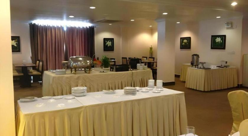Jun Yue Hotel Phnom Penh Luaran gambar