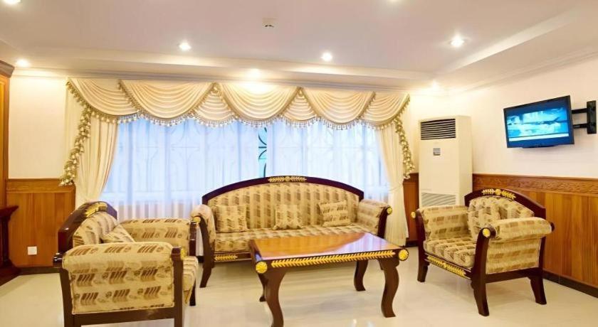 Jun Yue Hotel Phnom Penh Luaran gambar