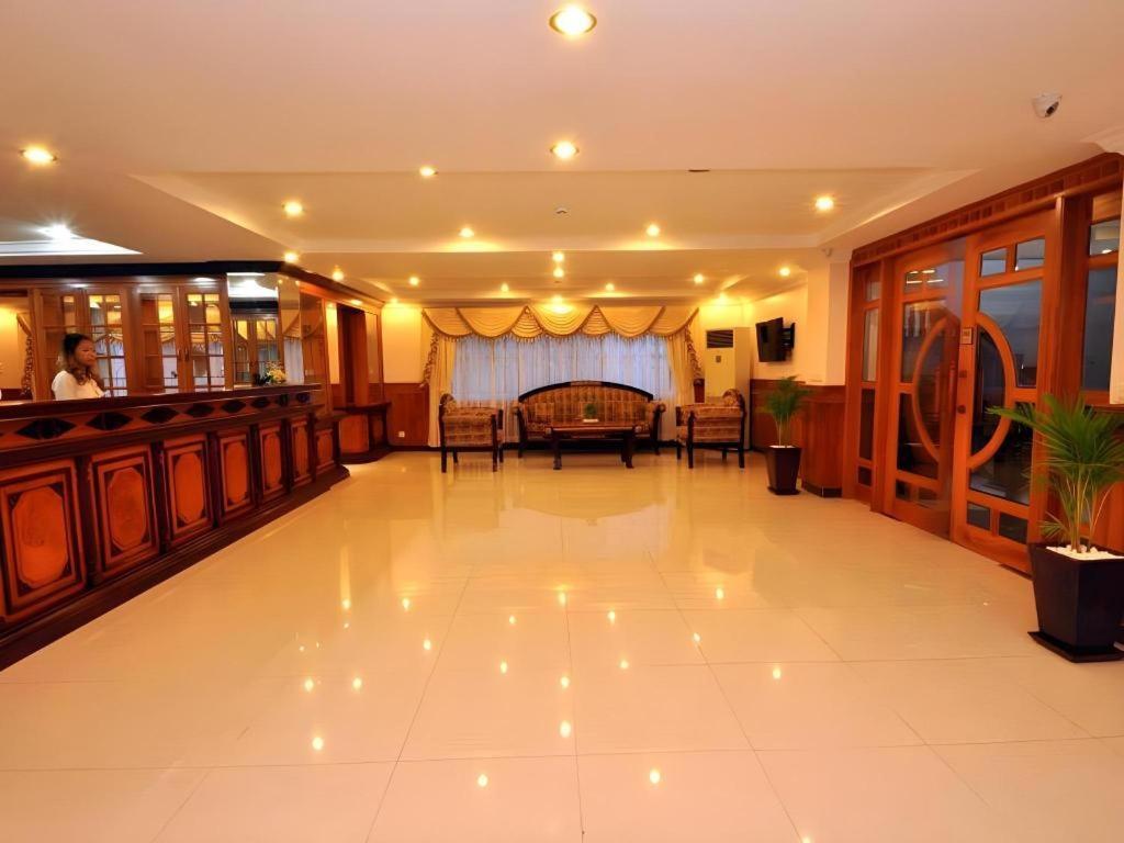 Jun Yue Hotel Phnom Penh Luaran gambar